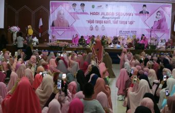 Kutim Peringati Hari Jilbab Sedunia – Bersama Ustadzah Oki Setiana Dewi