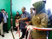 Pasar Kongbeng Resmi Beroperasi – Dibangun Rp6 M, Gratis 6 Bulan Pemakaian