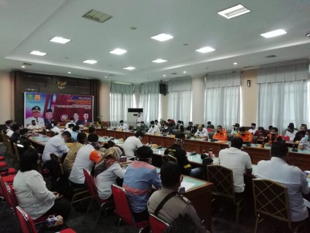 FKDM-Gelar-Pelatihan-Kemampuan-Pendeteksian-Dini-Dan-Ilmu-Dasar-Intelijenfe