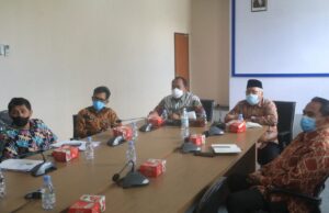 Kasmidi Protes, Kemendagri Sebut Warga Miskin di Kutim Sampai 105 Ribu