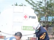 PMI Kutim Distribusikan Bantuan Sampai ke Wilayah Terisolir – Dilakukan Hingga Tanggap Darurat Berakhir