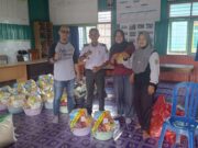 PMBP dan Pengurus Masjid Bahrul Ulum Tanjung Bara Bantu Korban Kebakaran di Sebongkok dan Kampung Kajang