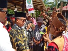 Tepong Tawar dan Sajian Lemangan Meriahkan Halal Bihalal Bupati di Mandu Dalam