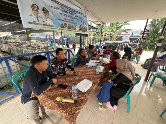 760d93e0-019b-4c9c-b649-aa3f4de3e01c