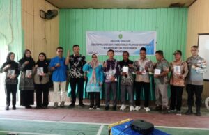 Dekatkan Pelayanan, Disdukcapil Kutim Sosialisasi Adminduk di Long Mesangat