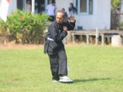 Maestro Kuntau Kakek Oto Kembali Beraksi demi Warisan Leluhur di HUT Senambah